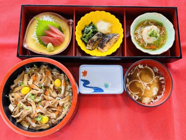 【週替わり】キノコご飯と旬菜御膳