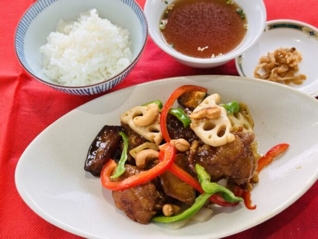 【週替わり】秋野菜と鶏肉甘辛炒め